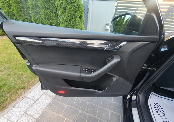 Skoda Octavia cena 56999 przebieg: 246281, rok produkcji 2015 z Grudziądz małe 781